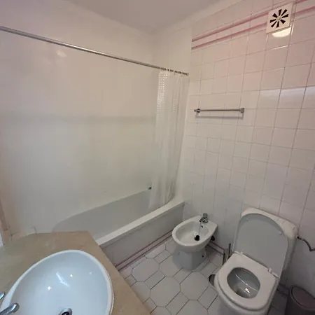 Apartamento Janelas Do Mar-albufeira Apartamento *